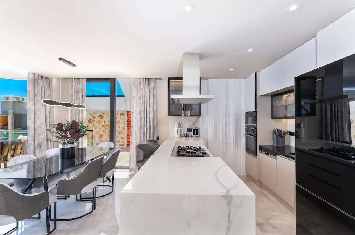 Modern kitchen